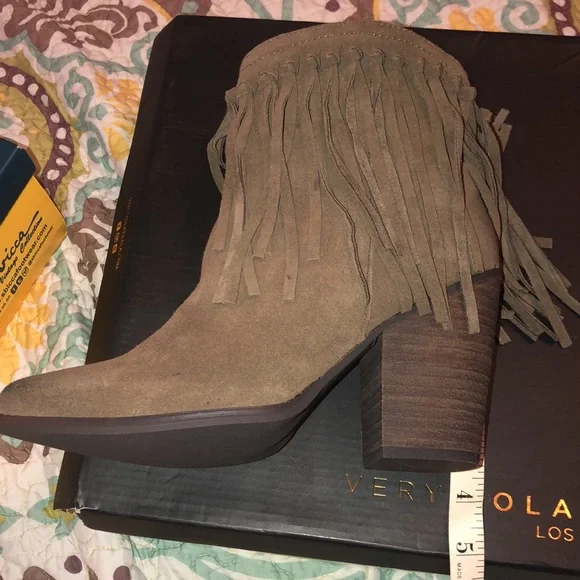 NIB Very Volatile Cupids Khaki Boots 8 - Picture 5 of 6
